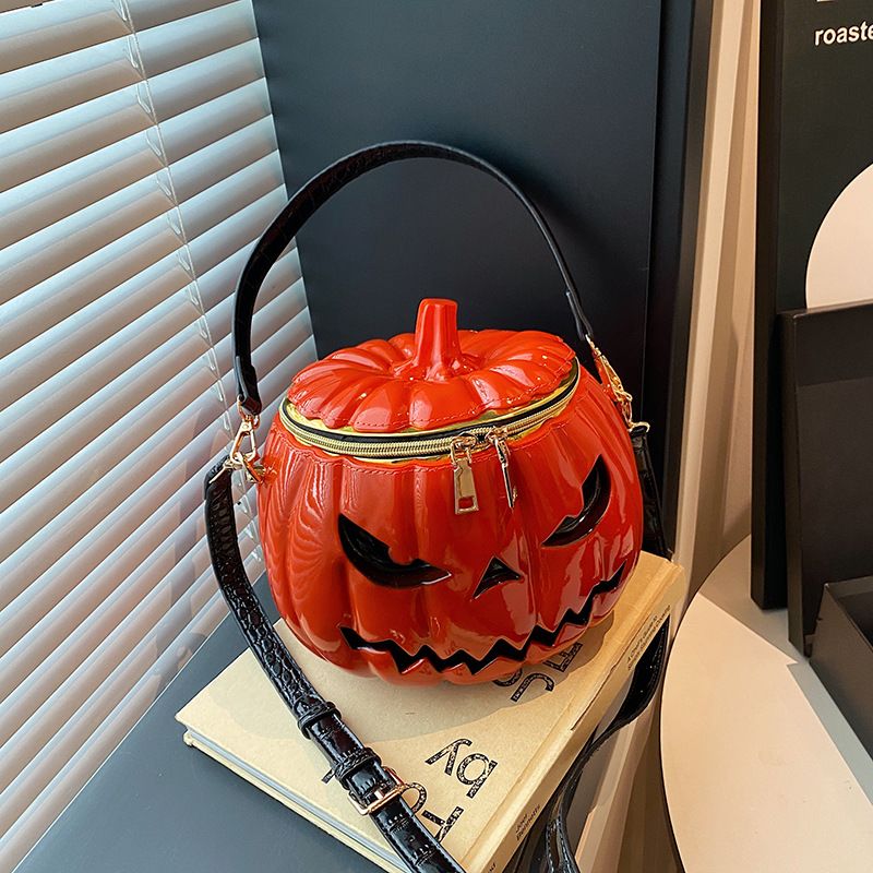 Halloween Pumpkin Crossbody Bag, Novelty 3D Jack-o'-Lantern Shoulder Purse for Holiday Party