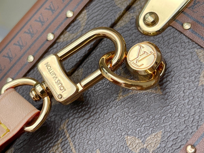 LLP021 Leather Bag 22.5-17-11CM Hard box high-quality Shoulder Bags
